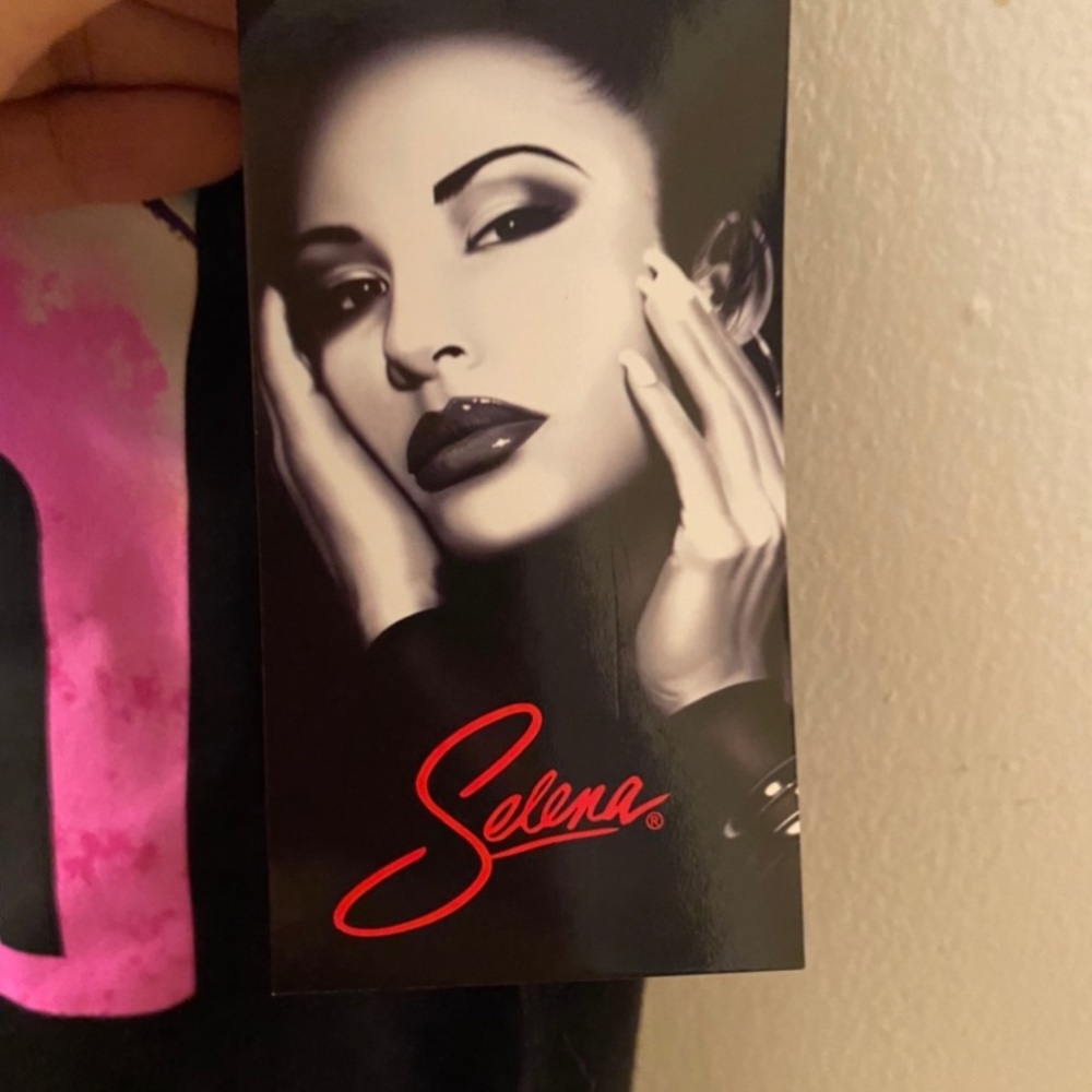 Selena Quintanilla shirt